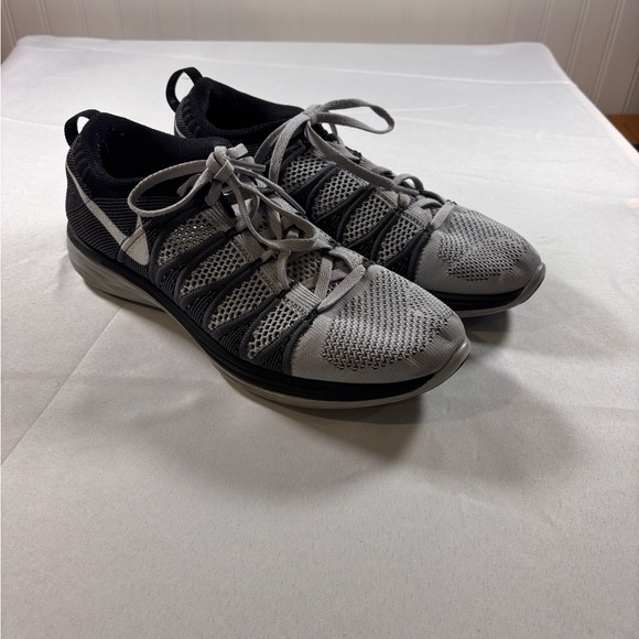 Nike Flyknit Lunar1+ Running Shoes Men’s Size 9 Black Gray 620465-010 Breathable - Picture 1 of 8